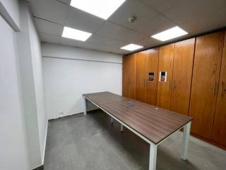 مكتب للايجار في الدقي 350م رخصه ادارى مكيف دور اول