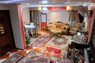 فررررصة للاستثمار الجيد شقة للبيع 90م مطلوب 580000ج