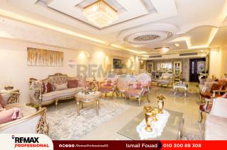 شقة للبيع 275 متر سموحة ش ألبرت الاول