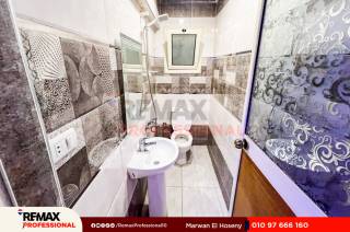 شقة للبيع 160 متر ميامي علي البحر مباشره