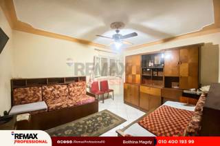 شقه للبيع 140 متر سموحة خطوات من ش فوزي معاذ