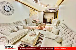 شقة للايجار المفروش 100 متر سموحه سكاي لاين