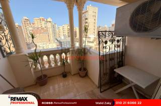 شقة للبيع 176 متر لوران متفرع من ش الاقبال