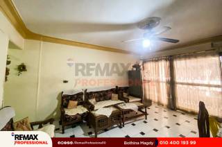 شقه للبيع 140 متر سموحة ش اسماعيل سري