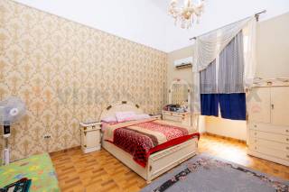 شقه في سيدى بشر الترام مرخصه موقع رائع تشطيب حكايه