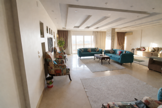 شقه مفروشه للايجار في المهندسين بالقرب من ش شهاب ب