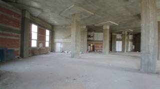 مكتب للايجار مجهز بالكامل