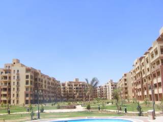 شقة200م للبيع بحديقة 200م جاردن هيلزاكتوبر