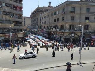 مطلوب محلات بالعتبه والموسكي 01002333702