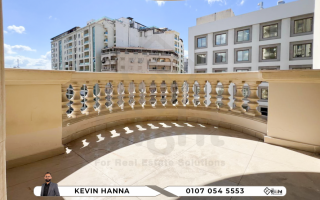 شقة دوبلكس للبيع 300 متر سموحةشارع فوزى معاذ