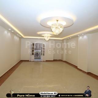 شقة للبيع لوران خطوات من شارع ابو قير