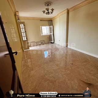 شقة للايجار 170 متر الازاريطة امام كلية الطب