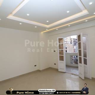 شقة للبيع لوران خطوات من شارع ابو قير