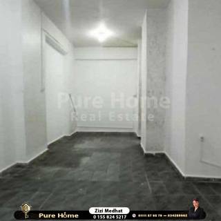 فرصة للإستثماربعائد شهري محل للبيع الإبراهيمية