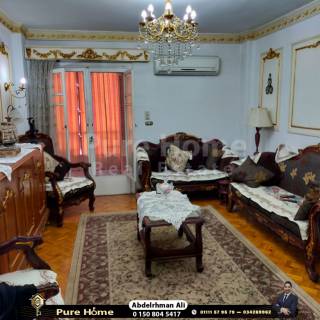 شقة للايجار المفروش 175 متر سبورتنج خطوات من البحر