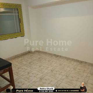 عيادة للبيع الهدايا خطوات من ترام الهدايا