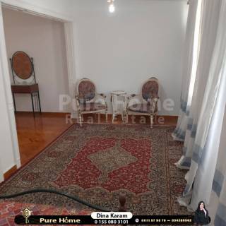 شقة للايجار تصلح سكني او اداري زيزينيا