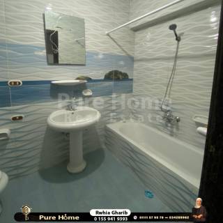 شقة للايجار فى ستانلى 245 متر على البحر مباشر