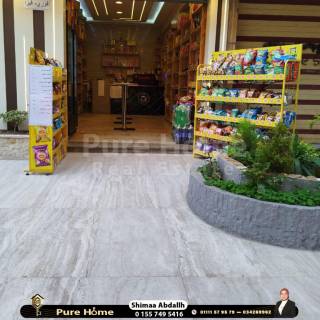 محل للبيع لوران متفرع من شارع الاقبال