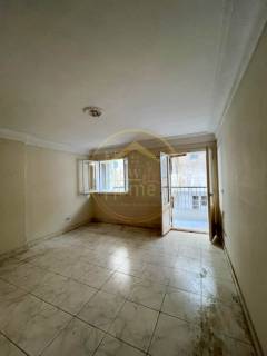 شقة اداري للبيع بمنطقة رشدي 150م