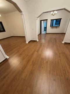 شقه للايجار ق ج في المهندسين بالقرب ل سليمان اباظه