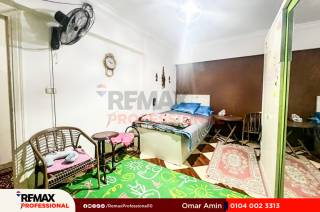 اسكن على بعد خطوات من البحر بوسط البلد كليوبترا