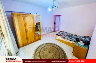 شقه 145 متر للبيع المنتزه كمبوند رويال بلازا