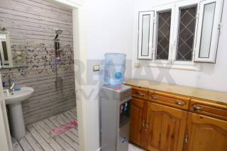 شقة مميزة للبيع بكامب شيزار