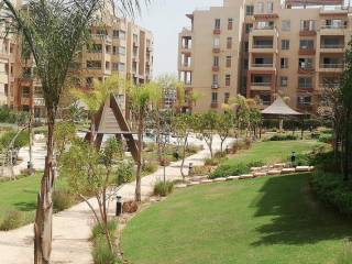 شقه للبيع 335م بغرب سوميد