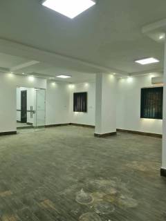 دور اول 350م رئيسي قرب ميدان التحرير 01002333702