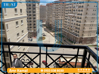 شقة للبيع فى ستانلى 245متر على البحر مباشر