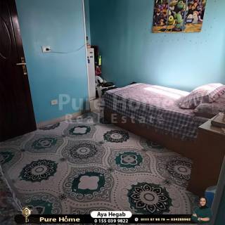 شقه بموقع مميز اخر شارع مكه بشهر العسل