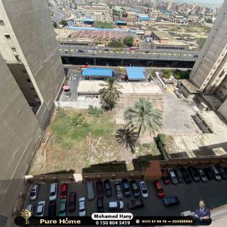 برج مميز وفخم مرخص جميع الغرف علي الشارع