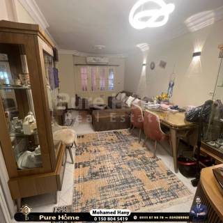 شقة للبيع محرم بك شارع عثمان جلال