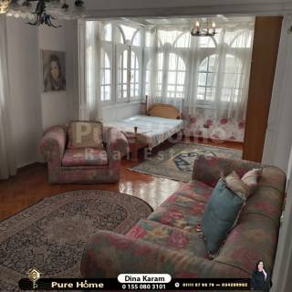 شقة للبيع زيزينيا