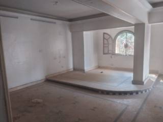 مكتب دور أرضى بمدخل خاص ايجار فى شيراتون