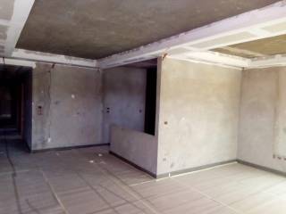 للبيع شقة فى شيراتون المطار أول بلكونة خلفى