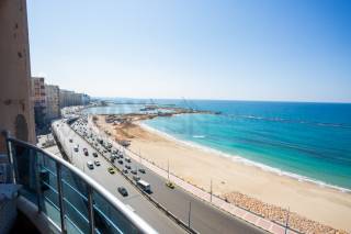 شقة للبيع 120 متر صافى كامب شيزار فيو بحر مباشر