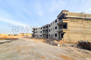 ب 400000 ج فقط امتلك شاليه في قرية حورس