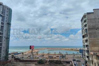 شقة أول سكن للبيع في زيزينيا خطوات من البحر