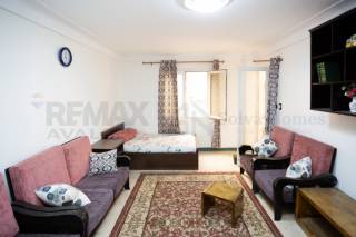 شقة للبيع 160م في سابا باشا علي البحر مباشرة