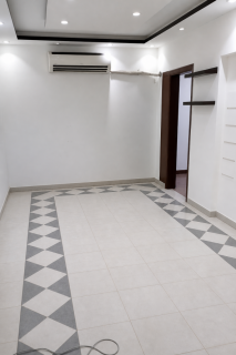 مقر إداري فاخر240م مكيف ش البطل الرءيسي في المهندس