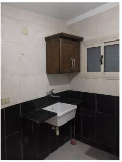 شقه للايحار ق ج خلف مسجد مصطفى محمود في المهندسين