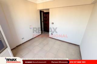 شقة للبيع تصلح سكني او اداري جناكليس