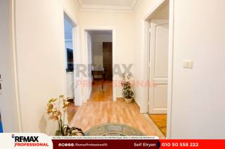 شقة مفروشة و مكيفة للايجار 225 متر سموحة