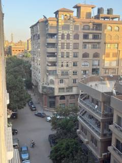 شقة سمارت هوم فيو مباشر علي النيل مباشرة بالدقي