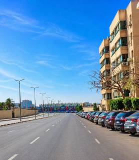 شقة مفروشة للايجار باقل سعر امام مول سيتى ستارز