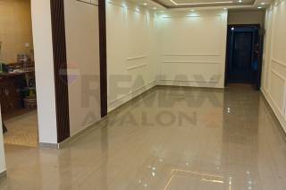 شقة للبيع 272 متر زيزينيا علي البحر مباشرة