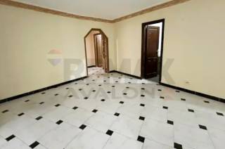 مقر ادارى للايجار 265م سموحة