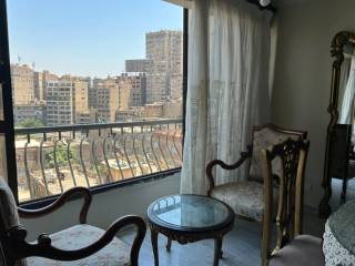 شقة 180م قرب ميدان العباسية 01002333702